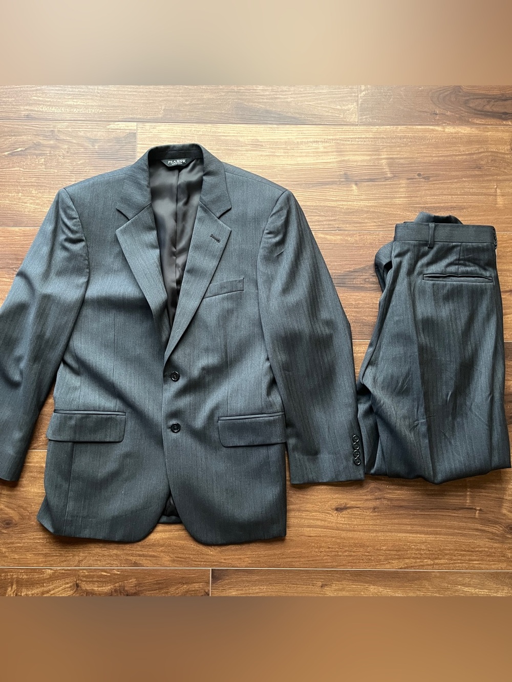 Jos A. Banks Charcoal Gray black Pin Striped wool suit wedding business formal